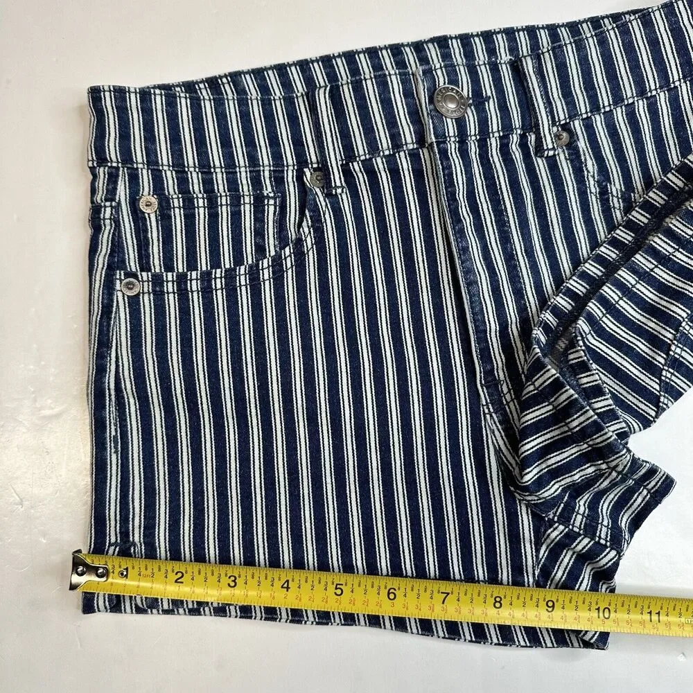 American Eagle Shorts Hi-Rise Shortie 6 Next Level Stretch Denim Jean Striped